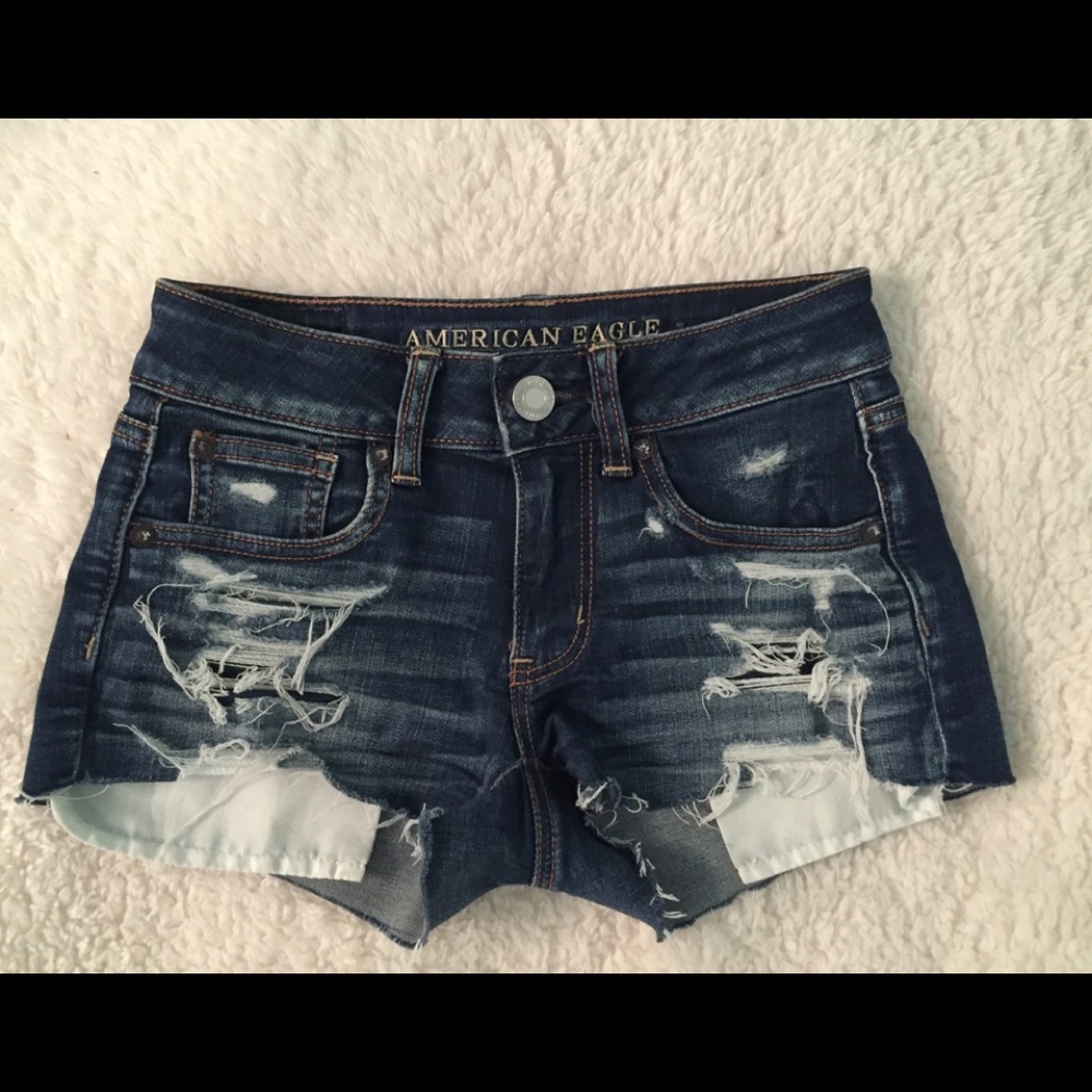 American Eagle Dark Wash Distressed Jean Shorts 00